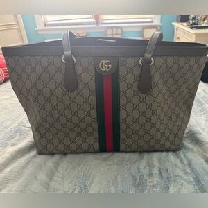 Gucci tote bag
